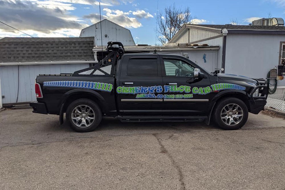 Pilot Car Service - Navigating Your Way To Safe And Hassle-Free Delivery